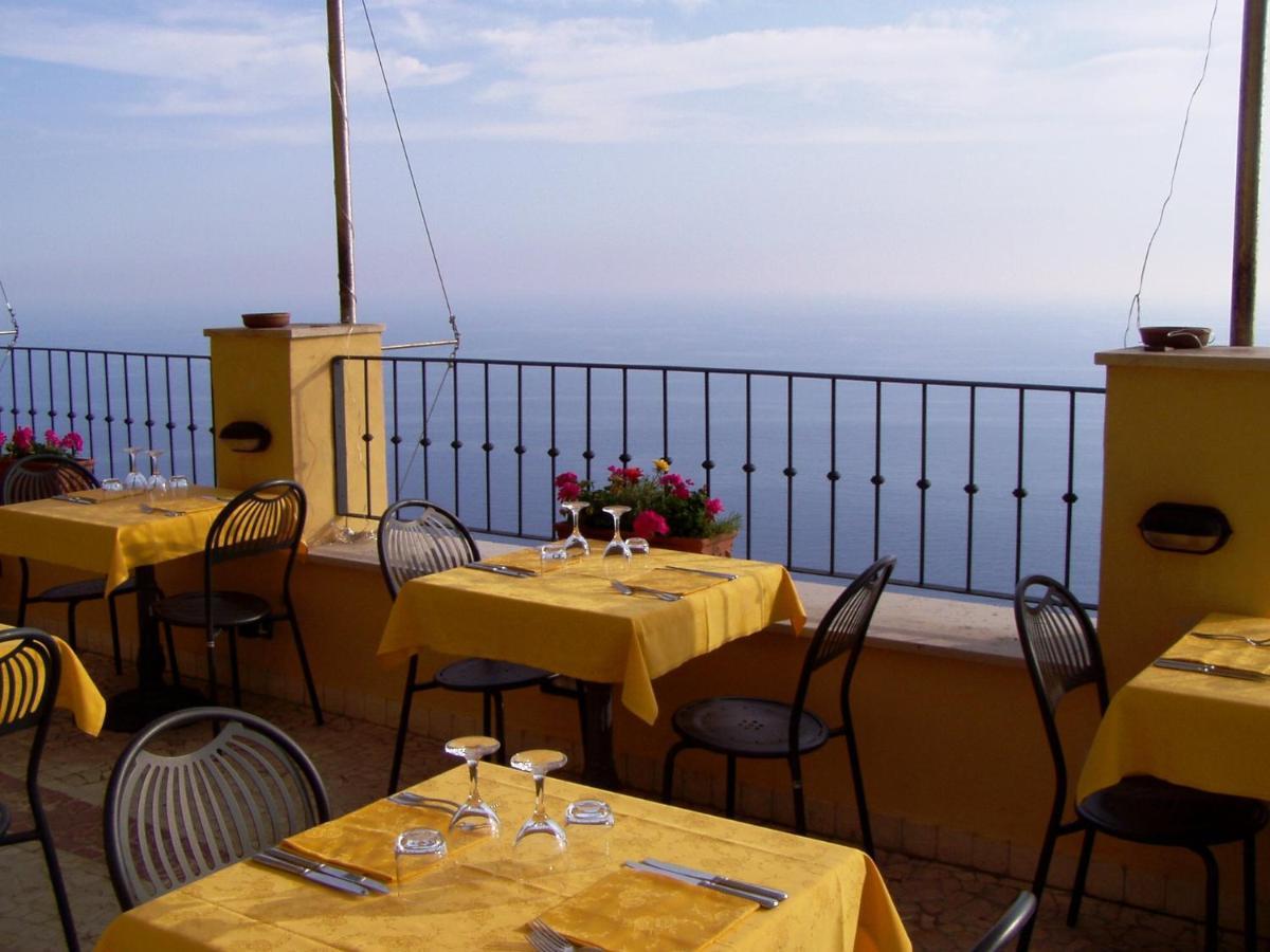 Il Borgo Di Campi Aparthotel Riomaggiore Exterior foto